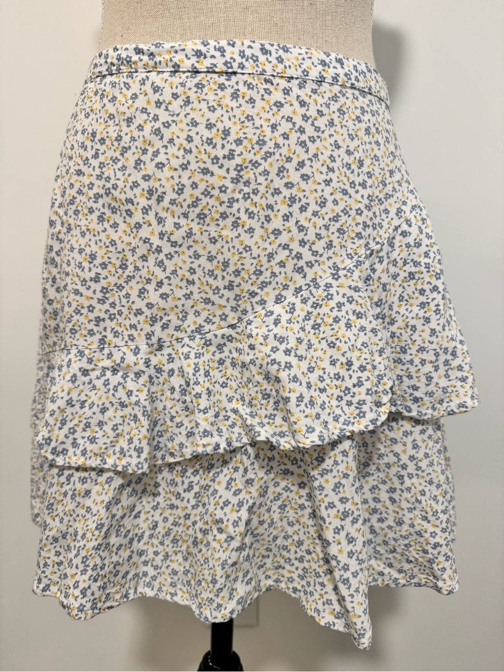 Jopna Blue 100% Cotton White Yellow Floral Ruffle Mini Skirt Size M